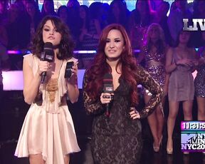 Selena Gomez and Demi Lovato from MTV NYE 2012 HiDef 720p!