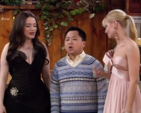 Big Cleavage on 2 Broke Girls HiDef!