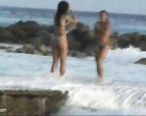 paparazzi Bikini videos on the beach of Barbados!