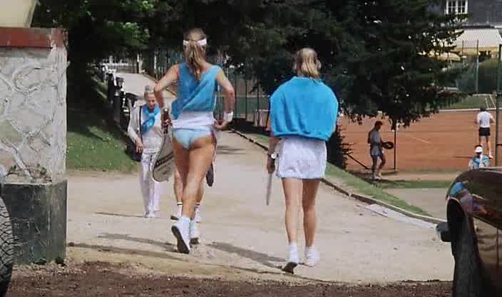 Tatjana Van Zanten and Natascia Paolucci doing some Naked tennis from Flodder!