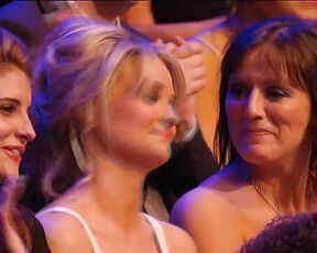 Cleavage and Backless at British Soap Awards 2008!