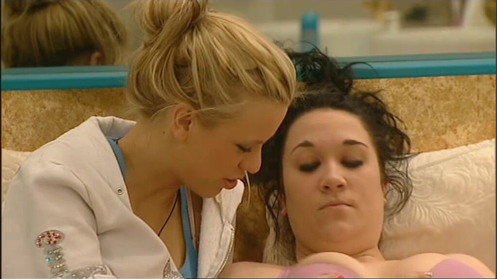 Rebecca and Stephanie Topless, in Underwear and Bikinis on Big Brother UK 9!