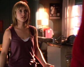 Slight Cleavage on Smallville!