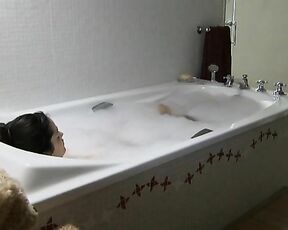 Anne Sophie Franck and Dany Verissimo in bathtub and Nude in Rose cest Paris!