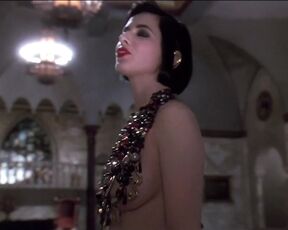 Isabella Rosellini and body double Nudity by Catherine Bell in Death Becomes Her HD 1080p!