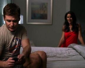 Looking Good and body double on Entourage s07e07 HDTV 720p!