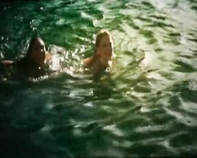 Kelly Brook and Riley Steele Complete Nude Scenes in Piranha 3D!