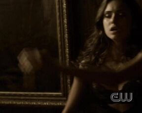 in Bra on The Vampire Diaries s02e01 HDTV 720p!