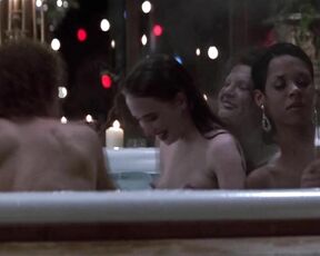 Naked in The People Vs. Larry Flynt HDTV 1080p!