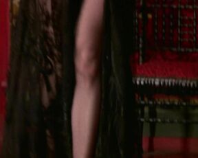 showing Bare Nipple in Moulin Rouge! HDTV 1080p!