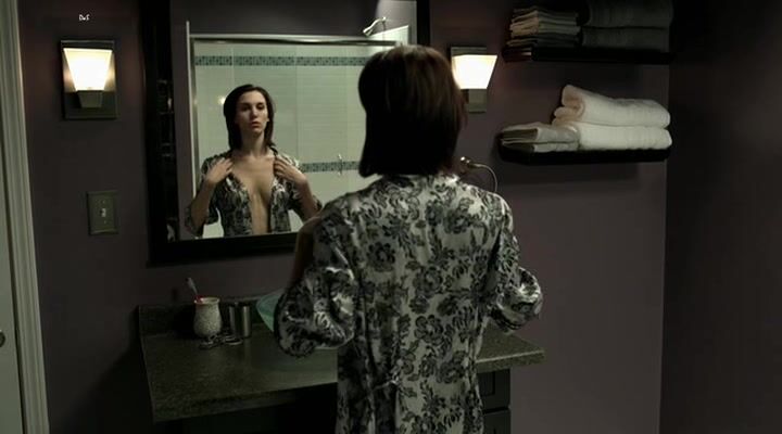 Nude in Mirrors 2!