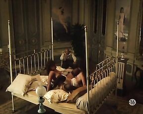 Anne Charrier, Vanessa Almeida and Blandine Bellavoir Nude on Maison Close s01e01e02!