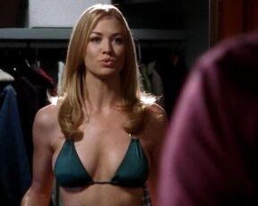 in Bikini on Chuck s04e04 HiDef 720p!