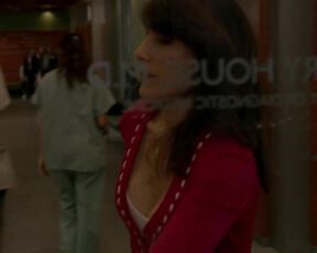 Massive Cleavage on House S07E05 HiDef!