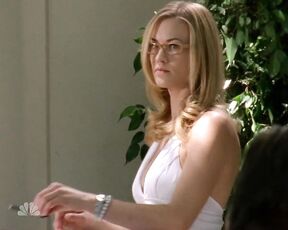 Cleavage on Chuck s04e06 HiDef 720p!