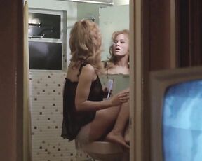 Nude in Five Easy Pieces BluRay 720p!