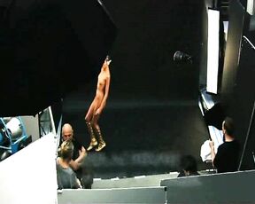 Naked from Pirelli Calendar 2011 Behind The Scenes!