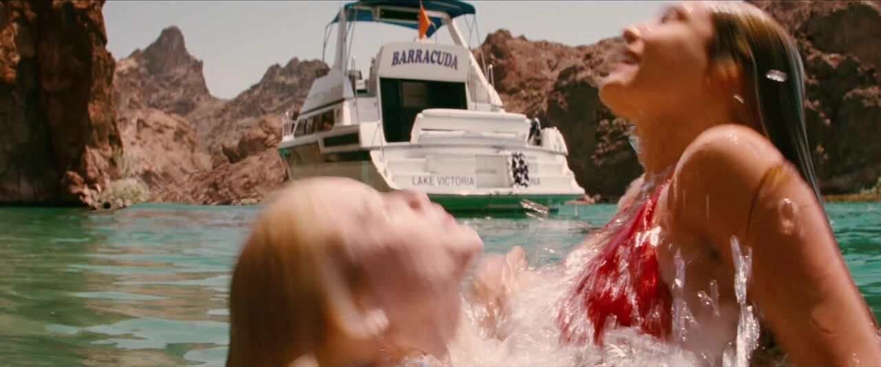 Nude in Piranha 3D HiDef!