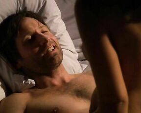 Big Bare Breasts on Californication s04e01e02!