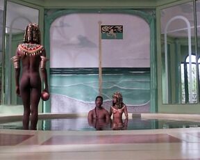 Victoria Dillard, Michele Watley and Felicia Taylor Nude in Coming to America HiDef 720p!