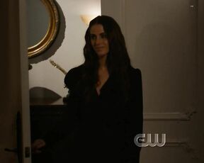 in Underwear on 90210 s03e14 HiDef 720p!