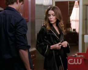 Hot on One Tree Hill s8e15 HiDef 720p!