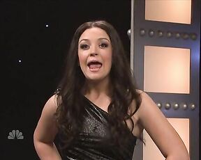 Sexy on Saturday Night Live s36e16!