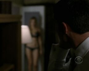 in Underwear on Mentalist S3e19!