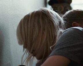 Nude and Having Sex in Blue Valentine BluRay 720p!