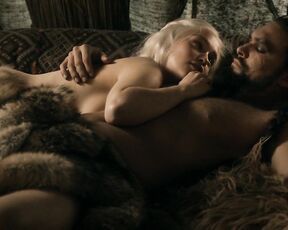 and others Nude on Game of Thrones s1e3 HiDef 720p!