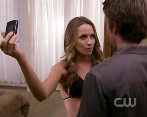 in Bikinis on One Tree Hill s8e20!