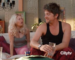 Cleavage on Happy Endings s1e8 HiDef 720p!