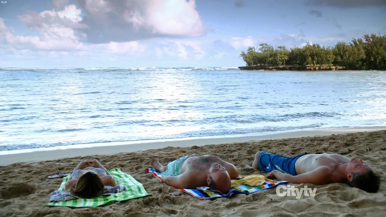 in Bikini on Cougar Town s2e21e22 HiDef 720p!