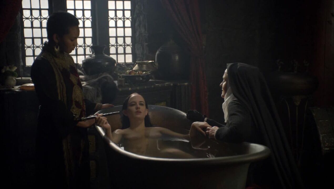 Topless on Camelot s1e9 HiDef 720p!