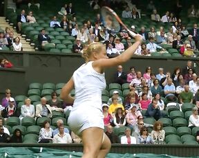 Pokies and slow motion wobble at Wimbeldon 2011