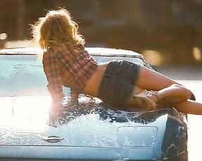 Cameron Diaz and Christine Smith Wet and Bare Breasts in Bad Teacher!