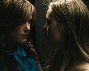 Leighton Meester and Danneel Harris Lesbian Kiss and in Shower in The Roommate HiDef 1080p!