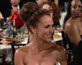 Cleavage at Golden Globe Awards 2011 HiDef 720p!