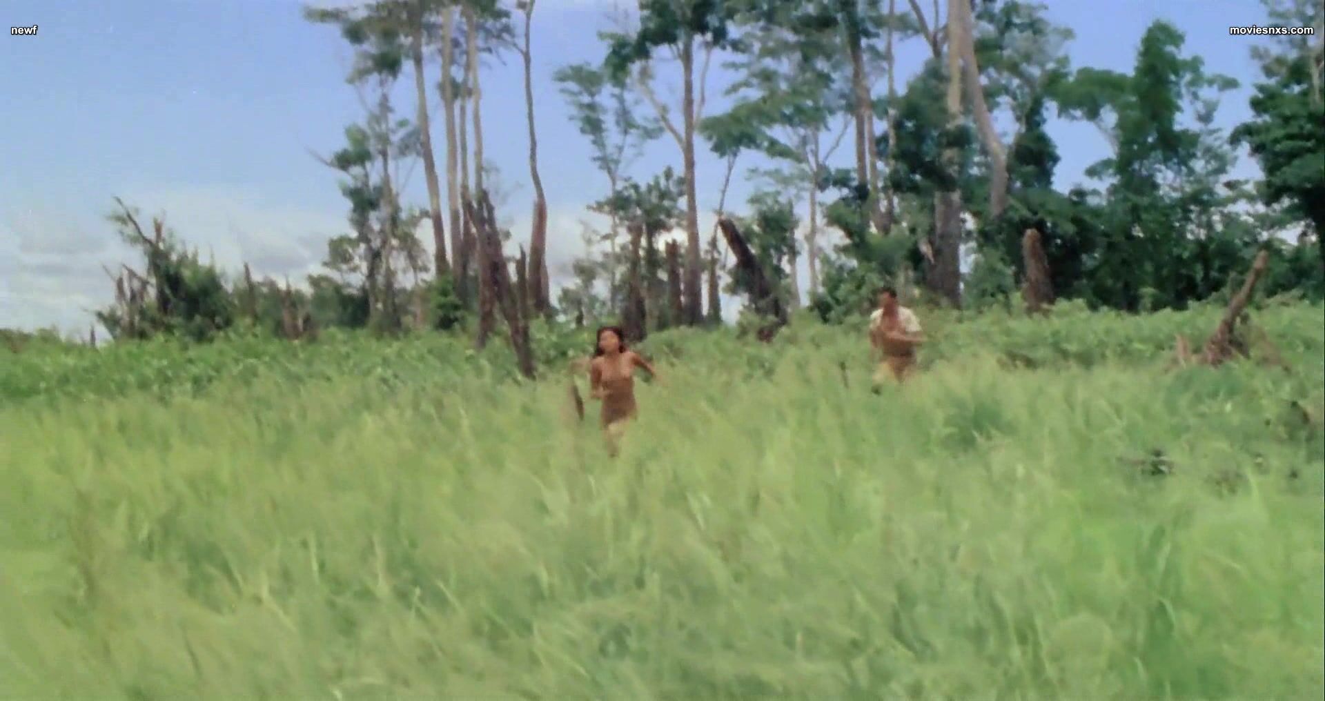 Nude in Cannibal Holocaust BluRay 1080p!