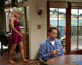 in Bikini, Cleavage in Two and a Half Men s09e04 HiDef 720p!