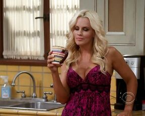 in Bikini, Cleavage in Two and a Half Men s09e04 HiDef 720p!