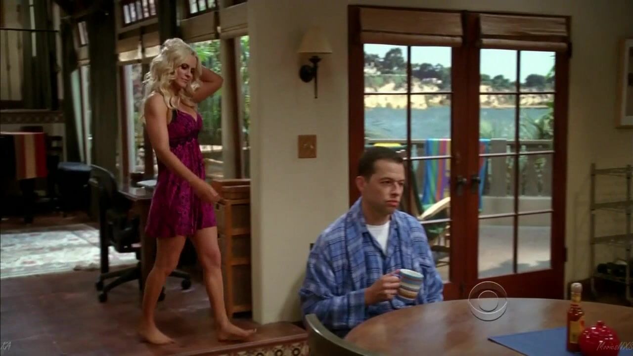 in Bikini, Cleavage in Two and a Half Men s09e04 HiDef 720p!