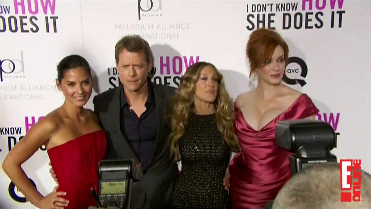 Cleavage at Premiere HiDef 720p!