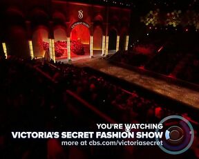 Sexy on Victorias Secret Fashion Show 2011 HiDef 720p!