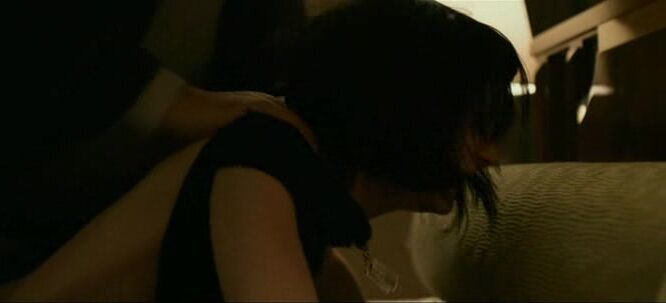 Nude in The Girl with the Dragon Tattoo!