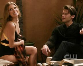 Cleavage on 90210 s04e18 HiDef 720p!