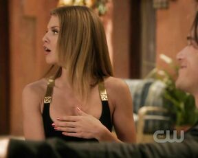 Cleavage on 90210 s04e18 HiDef 720p!