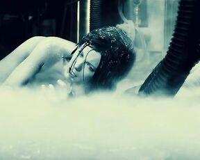 Showing Skin in Underworld Awakening BluRay 720p!