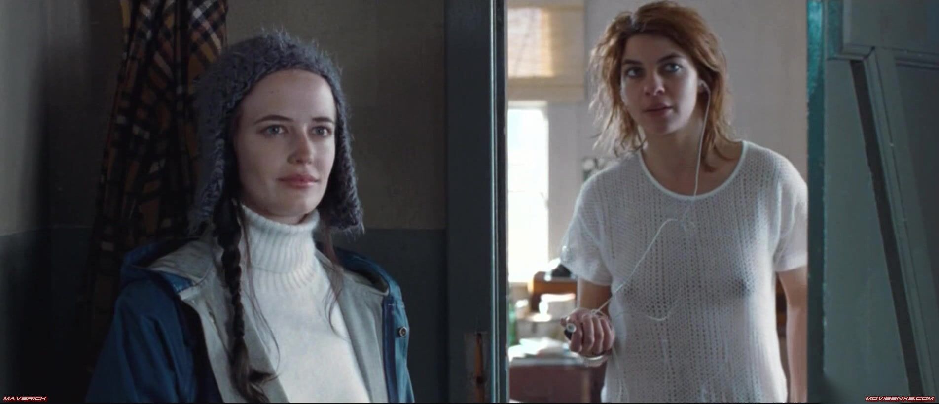 Eva Green and Natalia Tena Breastfeeding and Bottomless in Womb HiDef 1080p!