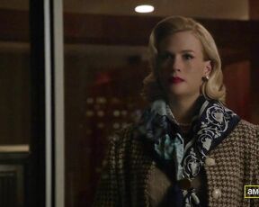 Cleavage on Mad Men s05e09 HiDef 720p!